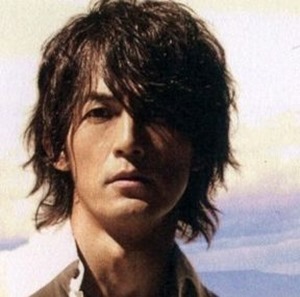 稲葉浩志の髪型 短髪もパーマもとにかくかっこいい ラズのトレンド発信ブログ